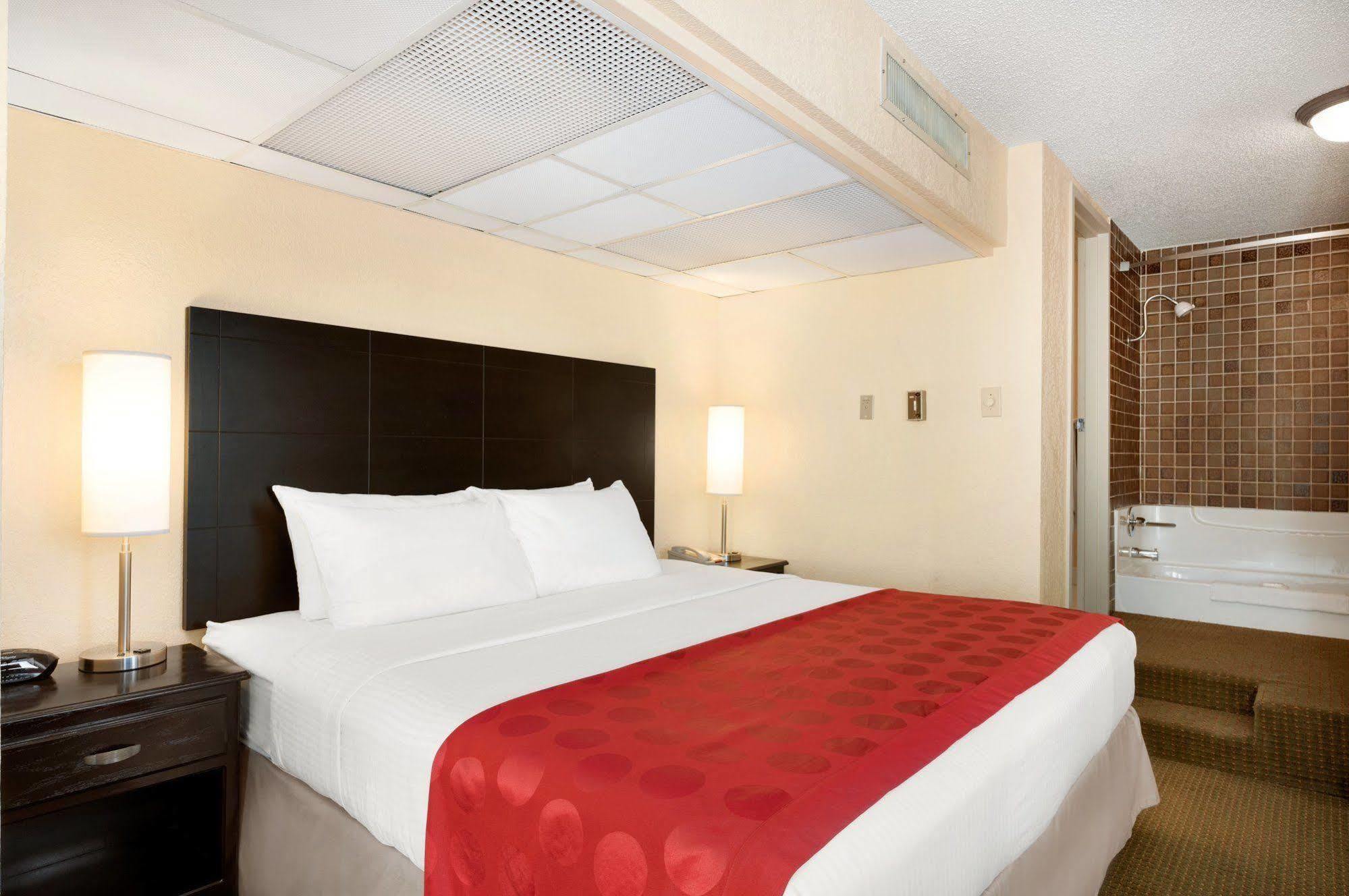 Red Lion Hotel Джиллетт Экстерьер фото
